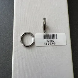 BRINCO MASC ARGOLA AÇO RED