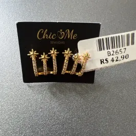 BRINCO TRES FIOS ZIRCONIAS