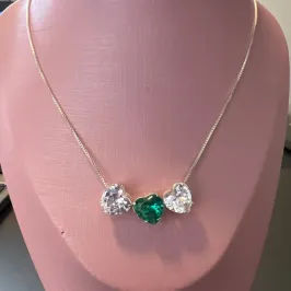 GARGANTILHA CORAÇÃO PEDRAS COL