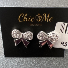 BRINCO LACINHO ZIRCONIAS