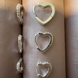 B3224 BRINCO TRIO CORAÇÕES ZIRCONIAS