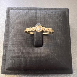 A1049 - 22 ANEL CORACAO ZIRC  PEDRAS