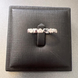 A1053 - 22 ANEL APARADOR CORAÇÕES