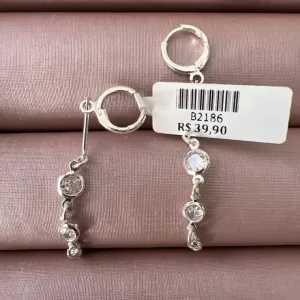 BRINCO ARGOLA FIO TRES PE