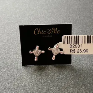 BRINCO CRUCIFIXO CORAÇÃO