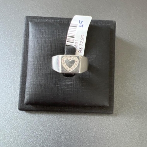 ANEL CHAPA ZIRCONIAS