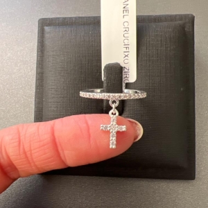 ANEL CRUCIFIXO ZIRCONIAS