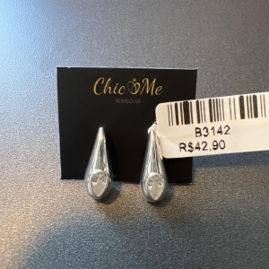 B3142 BRINCO GOTA PEDRA