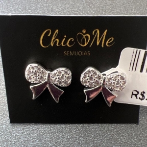 BRINCO LACINHO ZIRCONIAS