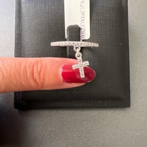 ANEL CRUCIFIXO ZIRCONIAS