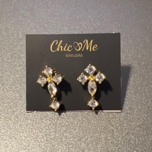 BRINCO CRUCIFIXO ZIRCONIA