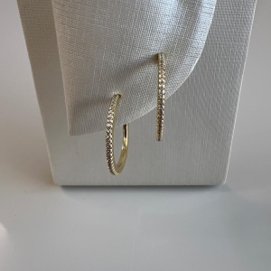 B3288 BRINCO ARGOLA CRAVEJADA ZIRCONIAS