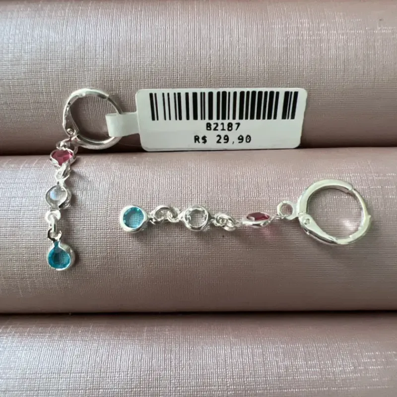 BRINCO ARGOLA TRES PEDRAS CL