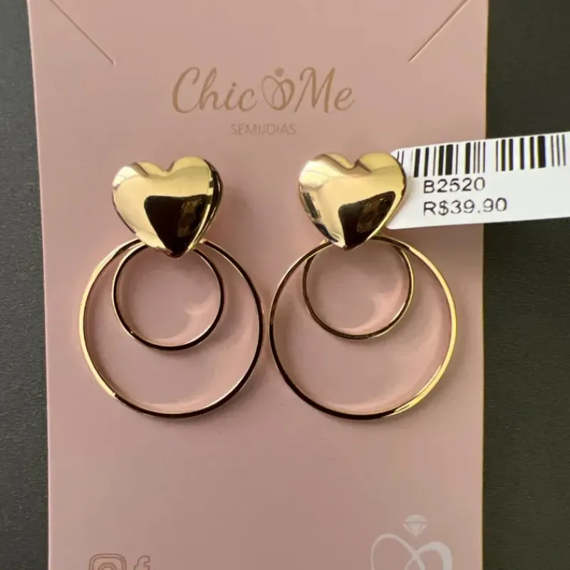 BRINCO BASE CORAÇÃO ARGOLAS