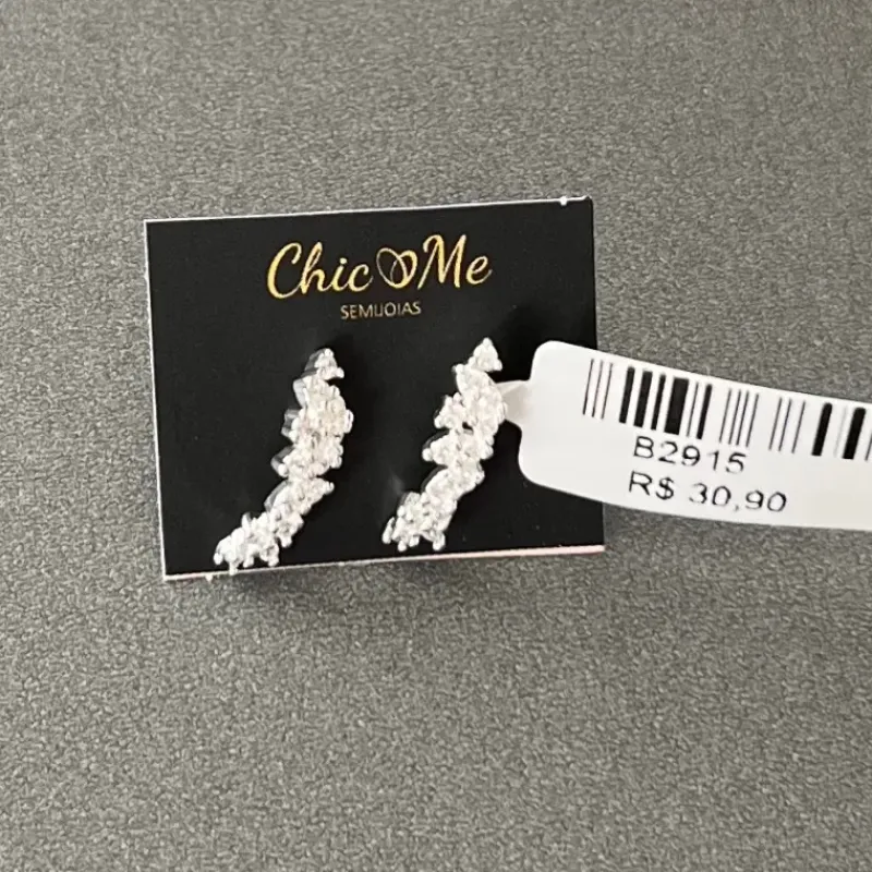 BRINCO ESTILO PEDRAS