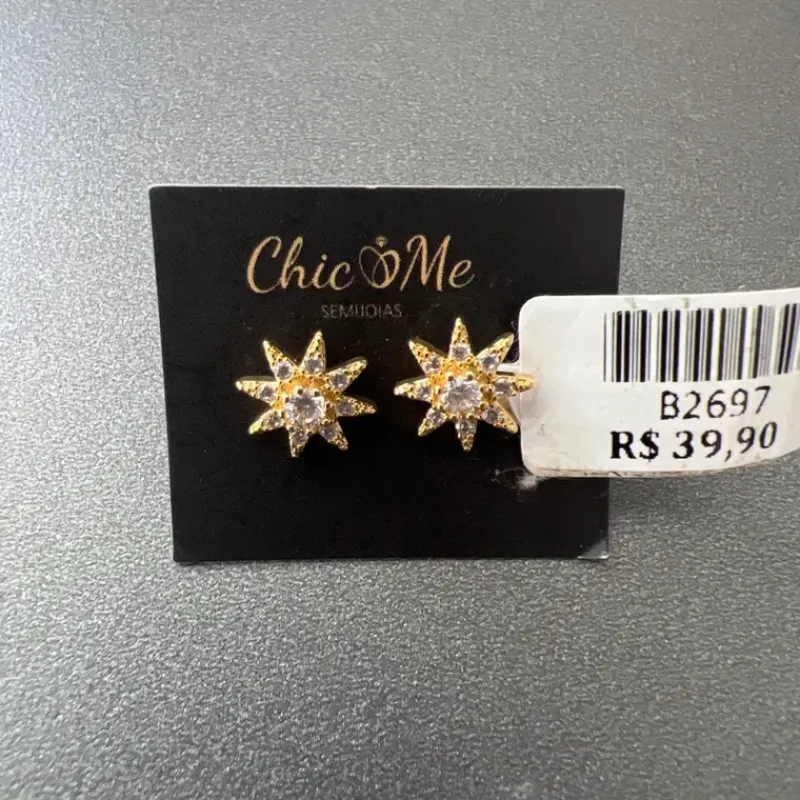 BRINCO ESTRELA ZIRCONIA