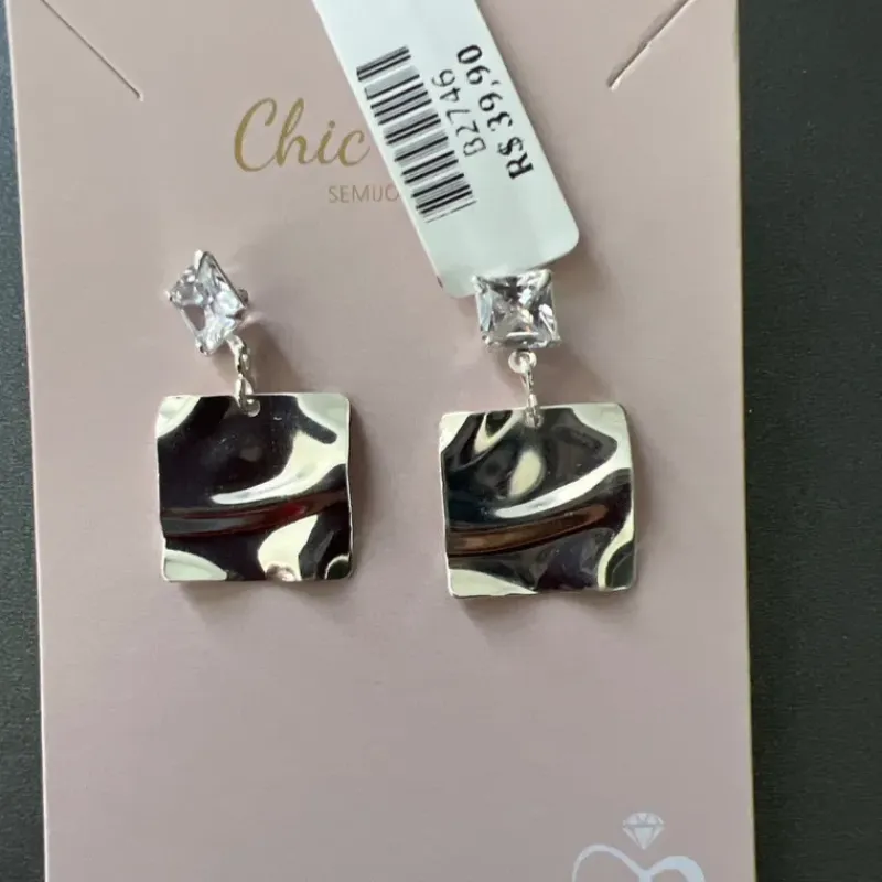 BRINCO FIO PEDRA RED