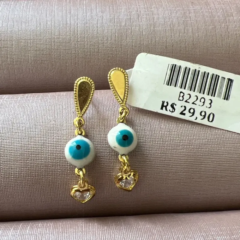 BRINCO OLHO GREGO CORAÇÃO