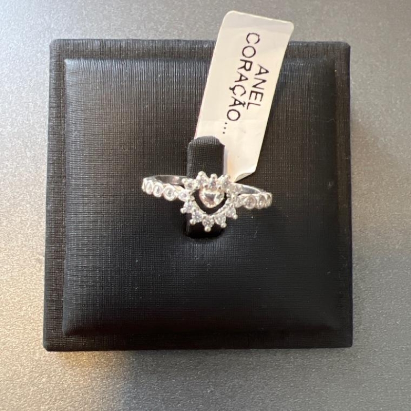 ANEL  CORAÇÃO ZIRCONIAS