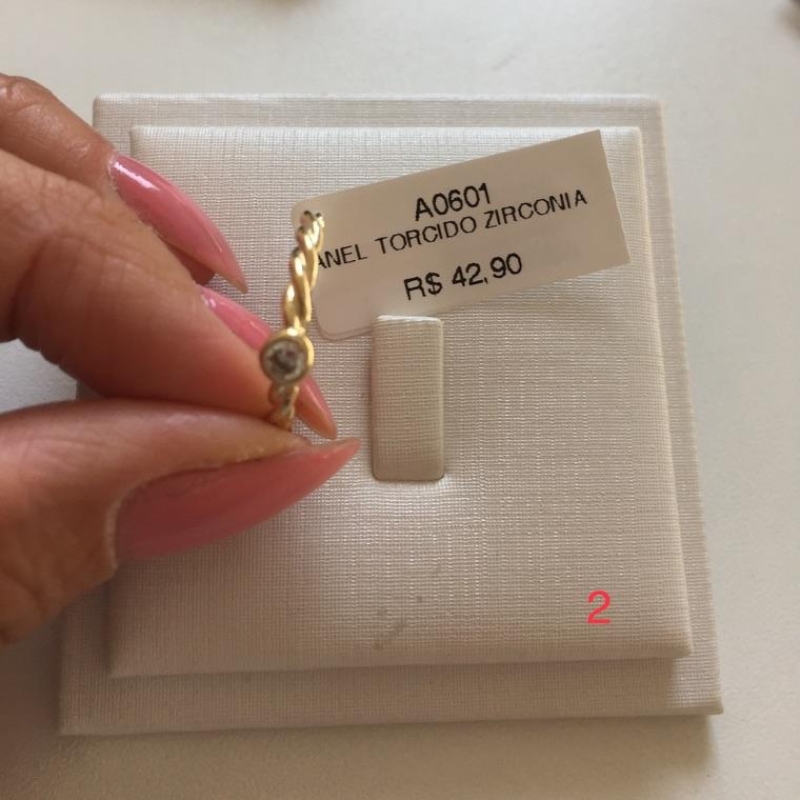 ANEL TORCIDO ZIRCONIA