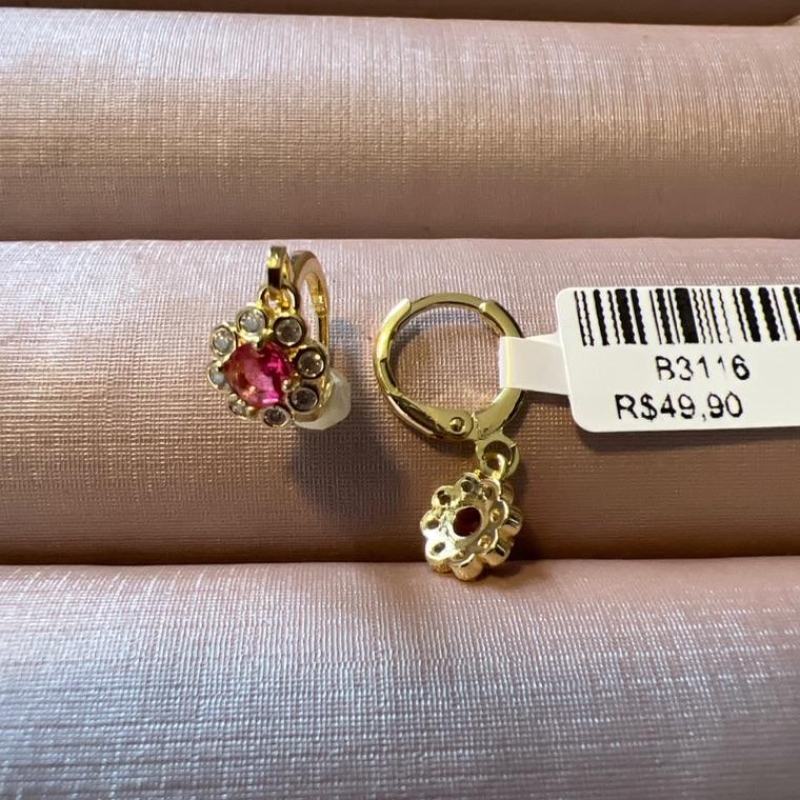 B3116  BRINCO ARGOLINHA FLOR ZIR