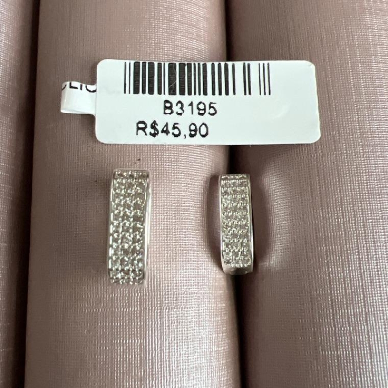 B3195 BRINCO ARGOLA CLICK ZIRCONIAS TRES