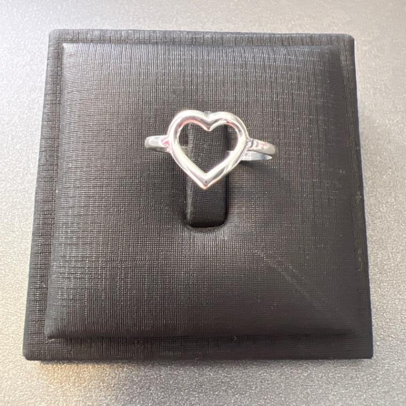 A1051 - 17 ANEL CORAÇÃO