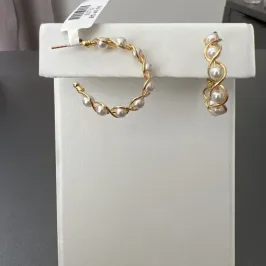 BRINCO ARGOLA PEROLA BRINCO ARGOLA PEROLA