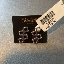 BRINCO CORAÇÃO VAZADO BRINCO CORAÇÃO VAZADO