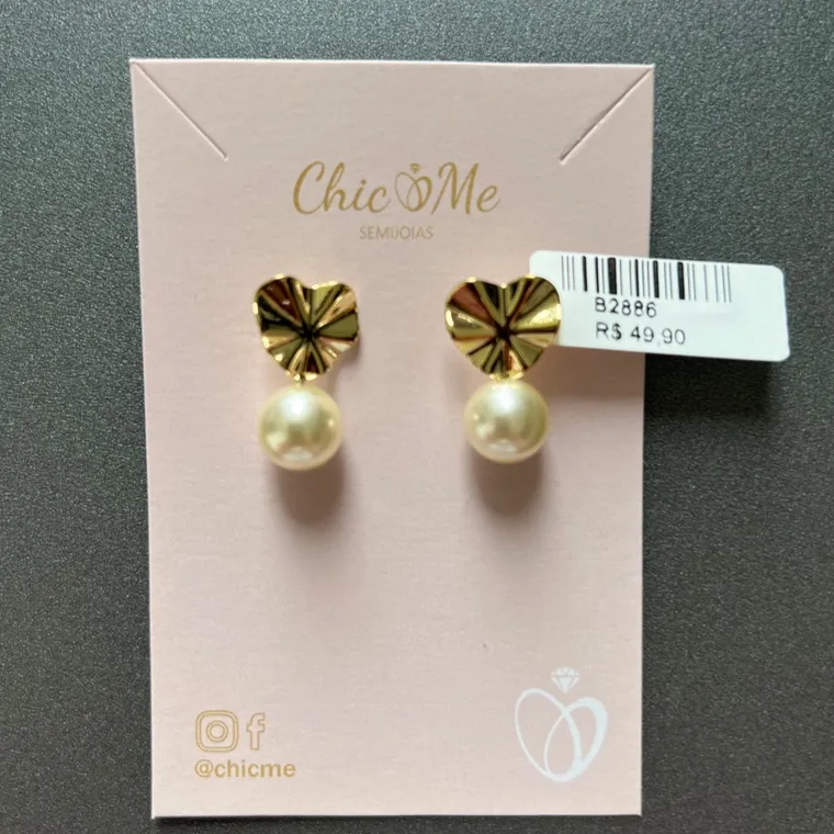 BRINCO CORAÇÃO PEROLA BRINCO CORAÇÃO PEROLA