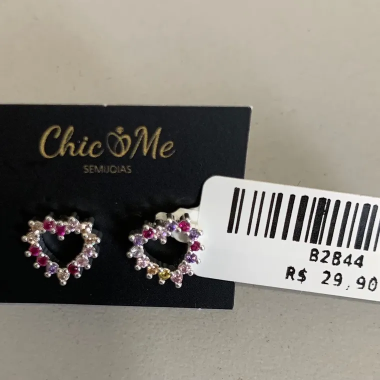 BRINCO CORAÇÃO ZIRC BRINCO CORAÇÃO ZIRC