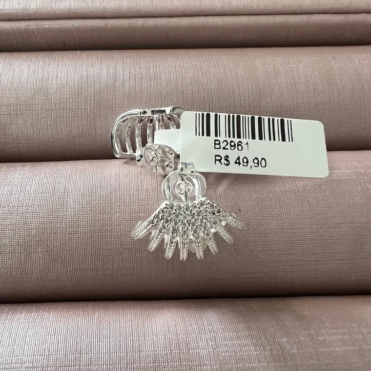 BRINCO  ESFTILO BRINCO  ESFTILO