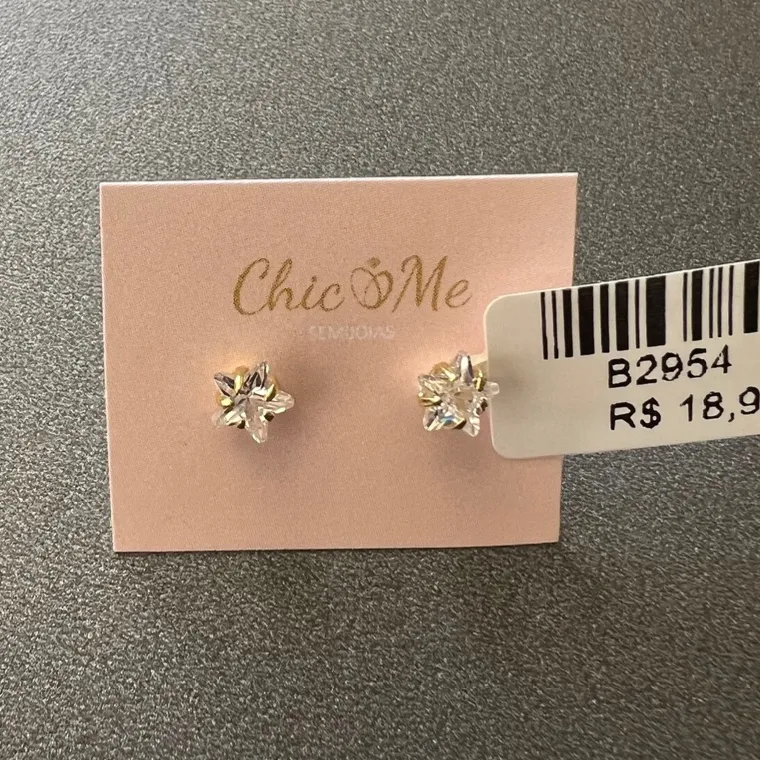 BRINCO ESTRELA ZIRCONIA