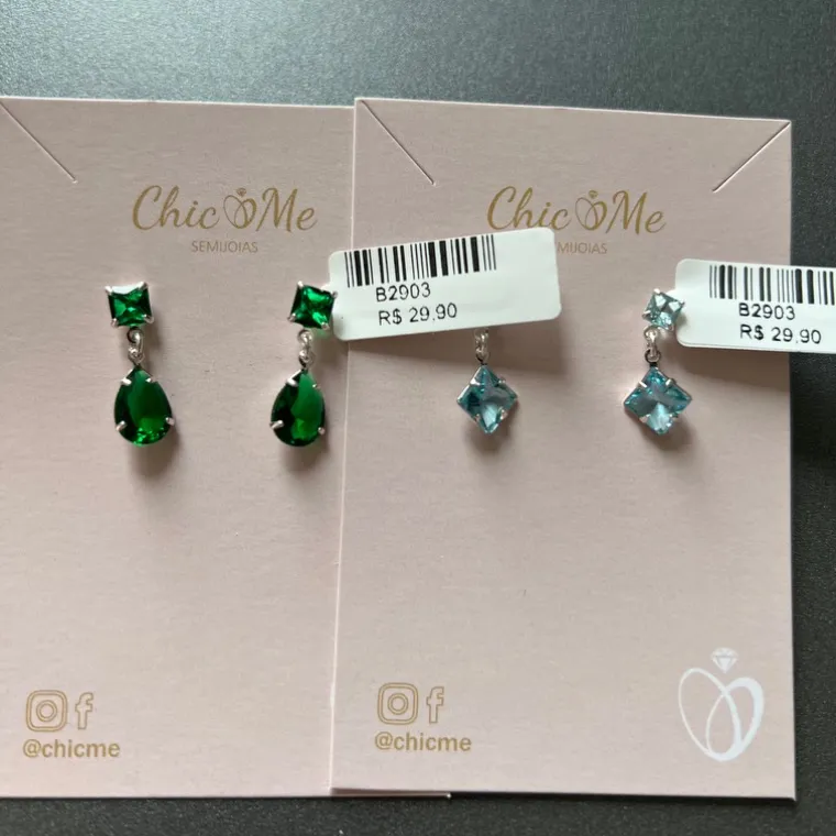 BRINCO PEDRAS BRINCO PEDRAS