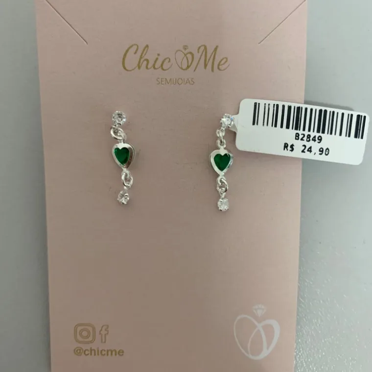 BRINCO PEDRAS CORAÇÃO