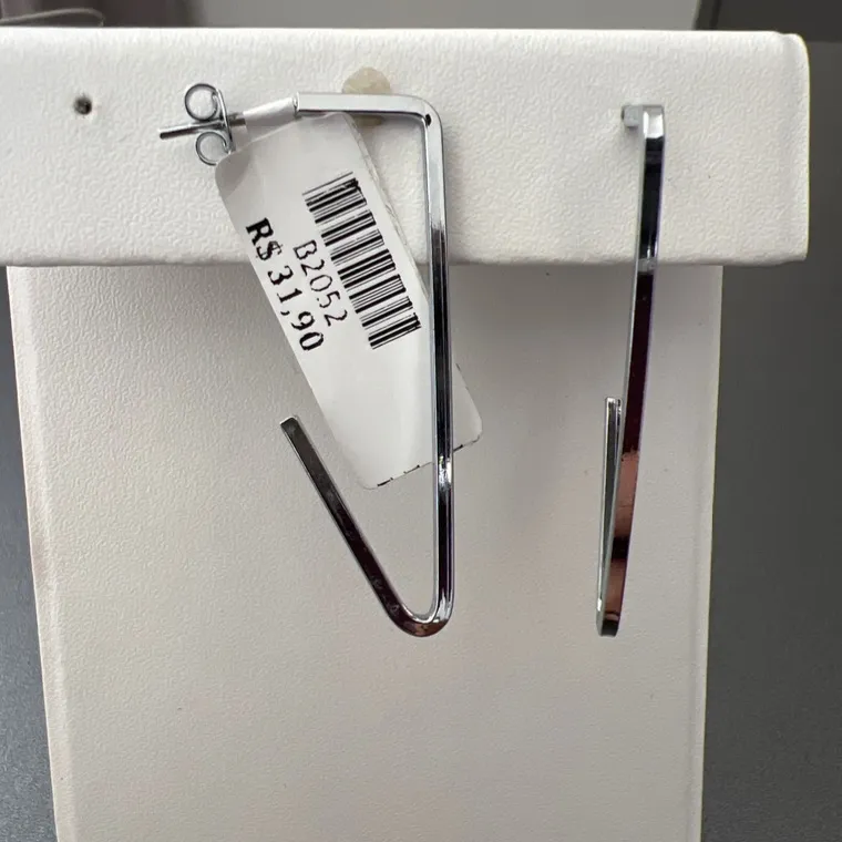 BRINCO TRIANGULO PINO LS BRINCO TRIANGULO PINO LS