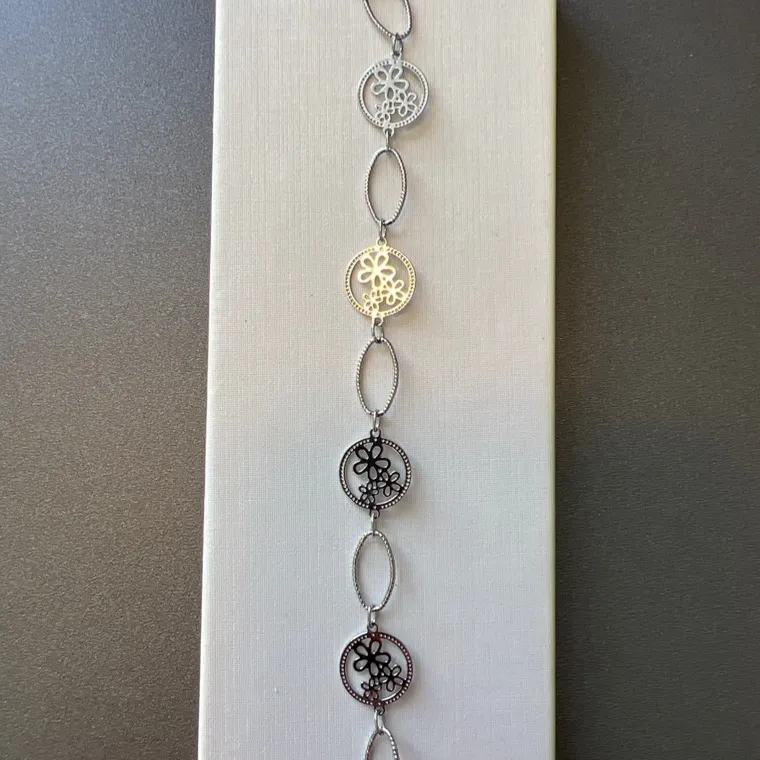 PULSEIRA OVAL FLOR VAZADA