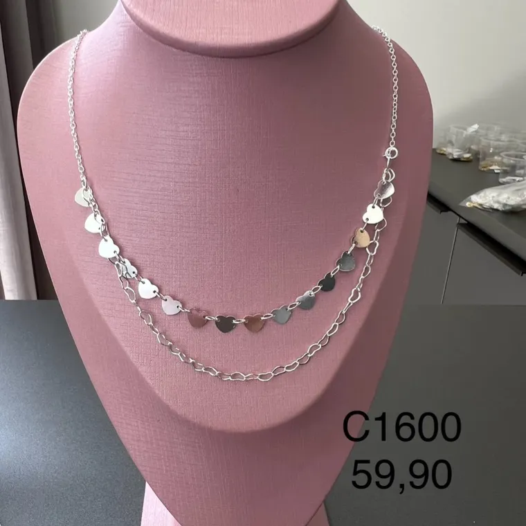 COLAR DUPLO CORAÇÕES