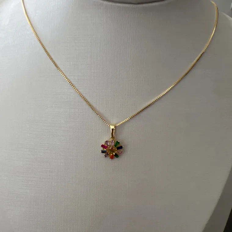 CORRENTE CORAÇÃO CRAVEJADO CORRENTE CORAÇÃO CRAVEJADO