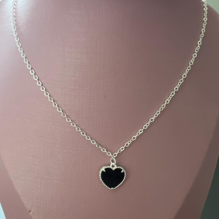 C1733 CORRENTE CORAÇÃO BLACK