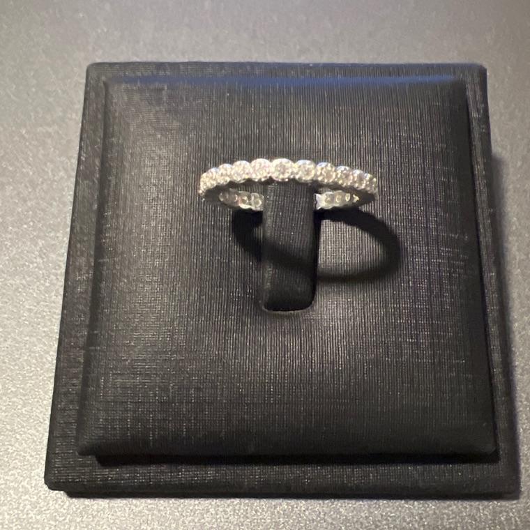 A1012 ANEL ZIRCONIAS VOLTA