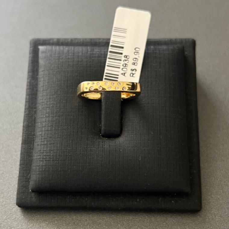 ANEL QUADRADO ZIRCONIAS