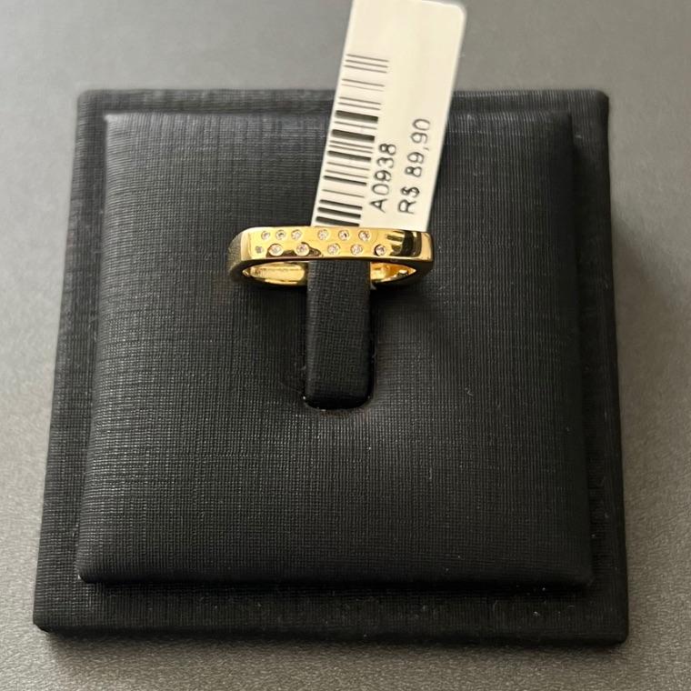 ANEL QUADRADO ZIRCONIAS