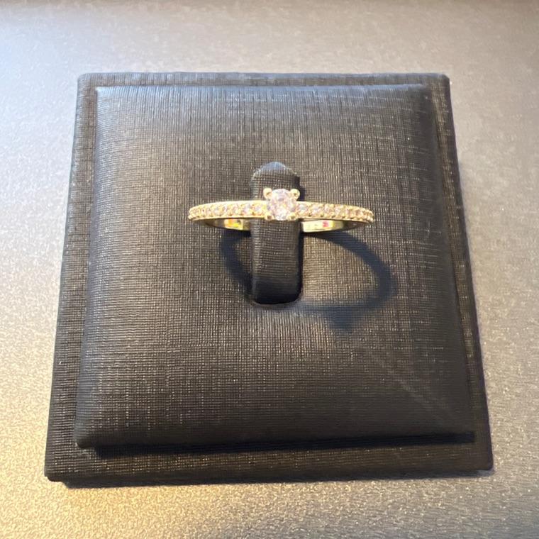 A1045 - 23 ANEL SOLITARIO DIFERENCIADO