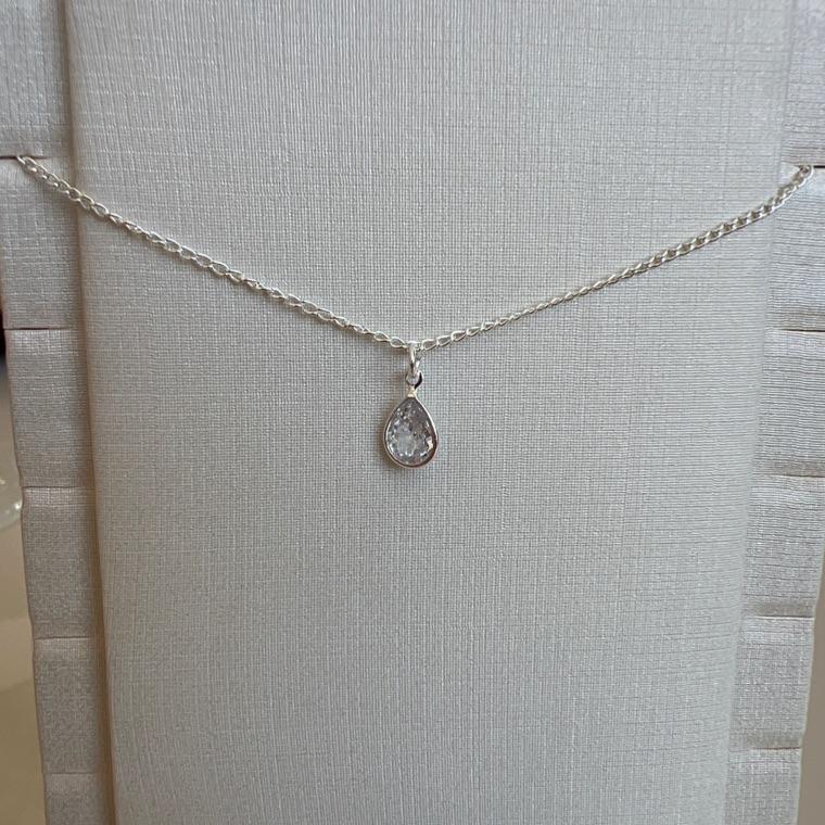 T0275 TORNOZELEIRA GOTA ZIRCONIA